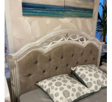 Односпальная кровать Венеция MUR-101-01 с каретной стяжкой Односпальная кровать Венеция MUR-101-01 с каретной стяжкой